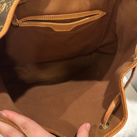 Louis Vuitton Montsouris GM Backback code MI0946 - Picture 7 of 17